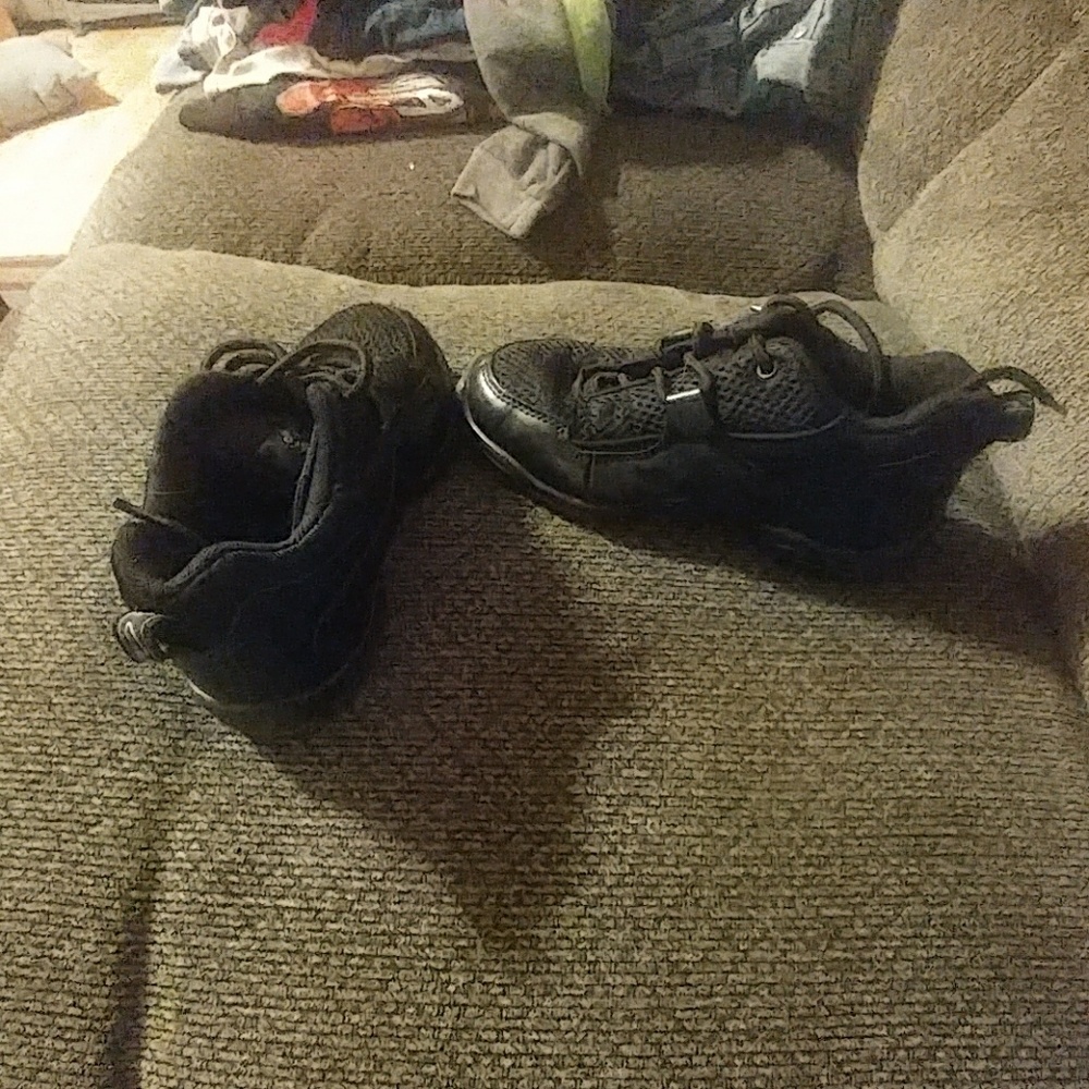 Dance shoes